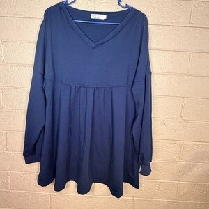 Exlura Elegant Navy Long Sleeve V-Neck Top